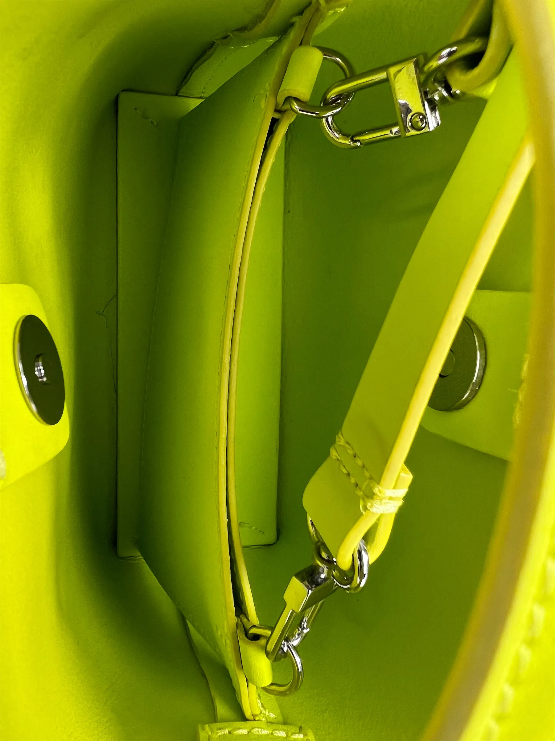 aRKET Green Handbag