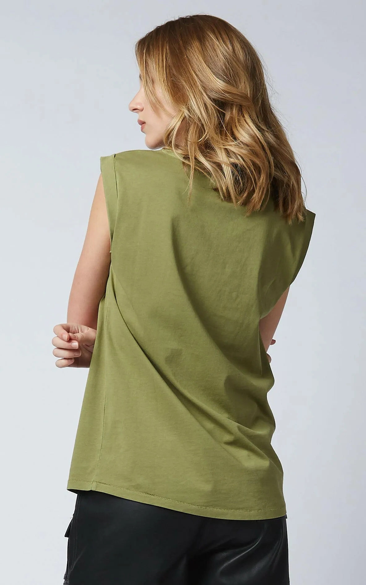 Baggie Khaki Muscle Tee