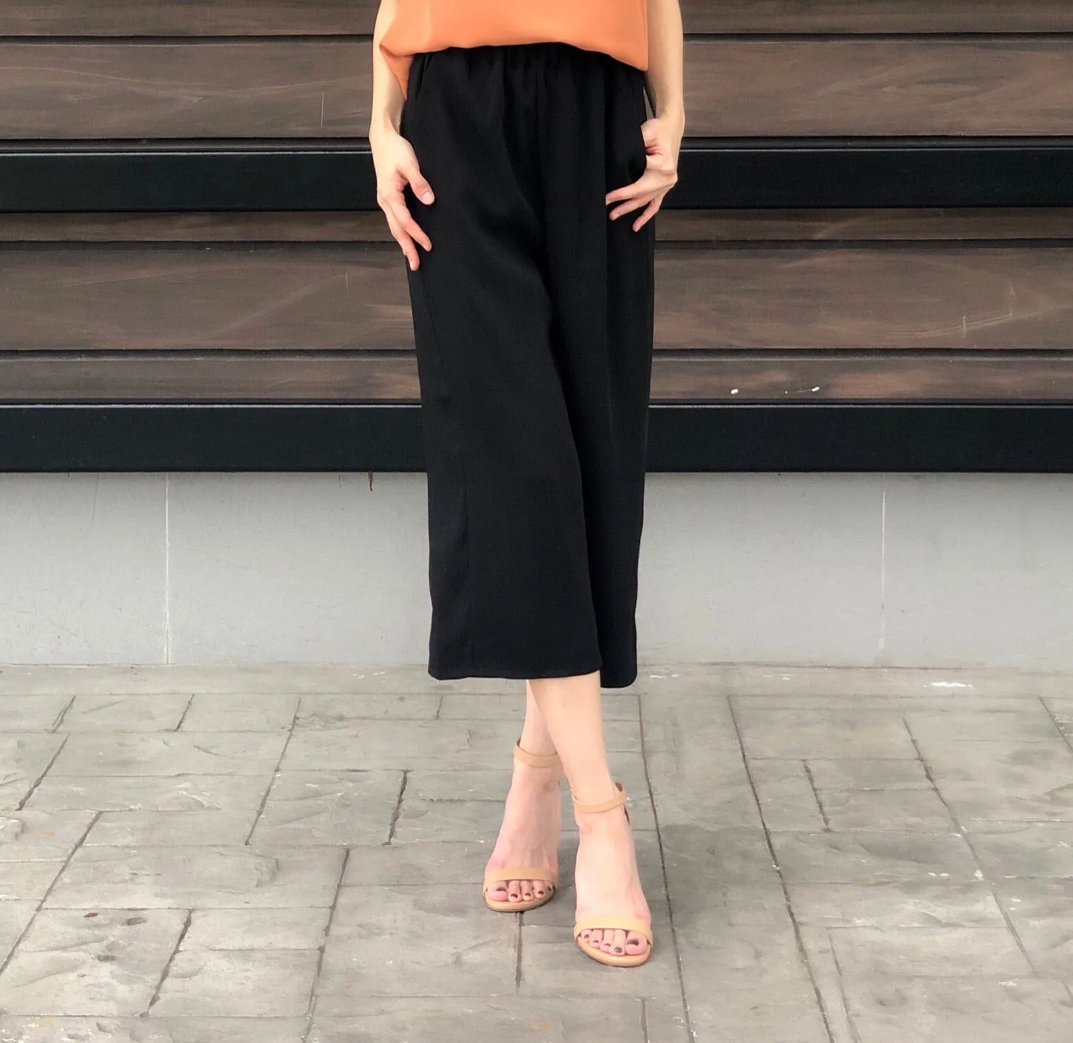 Lauretta Culottes in Black